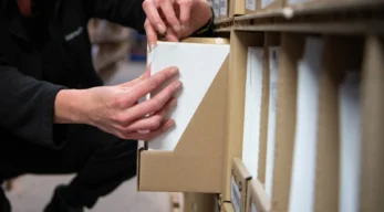 Consultation d’archives papier sur un site Xelians